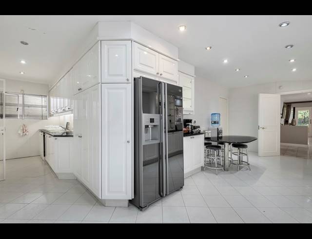 4 BEDROOM HOUSE FOR SALE IN HYDE PARK